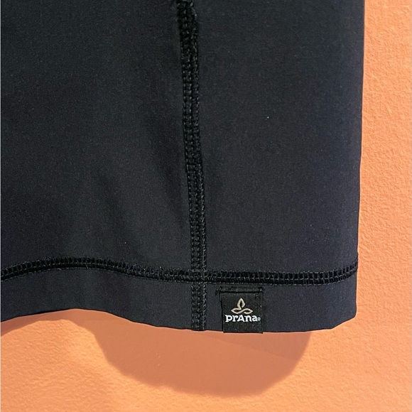 Prana Mens Black Drawstring Athletic Shorts with Side Pocket Size XL - Picture 2 of 9